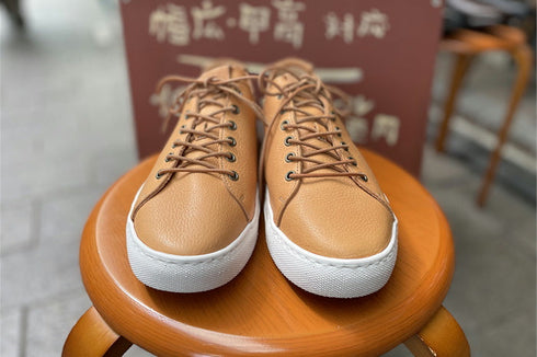 【ant-riche YR0100M NAT】MENS AKAUSHI レザースニーカー